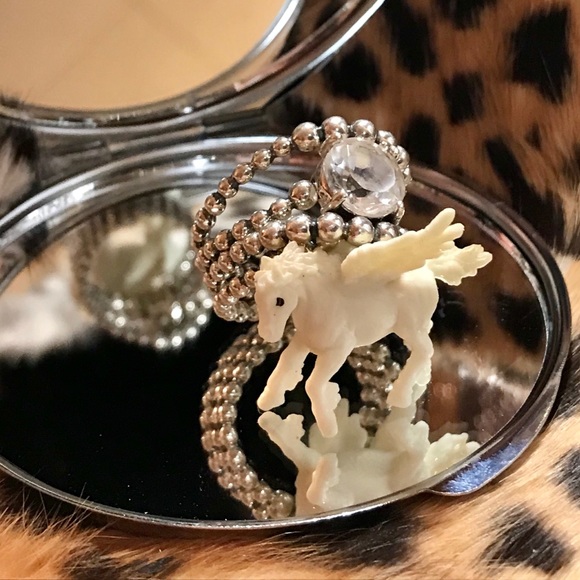 Sterling Silver & White Topaz- Caviar Artisan Ring - Picture 9 of 11